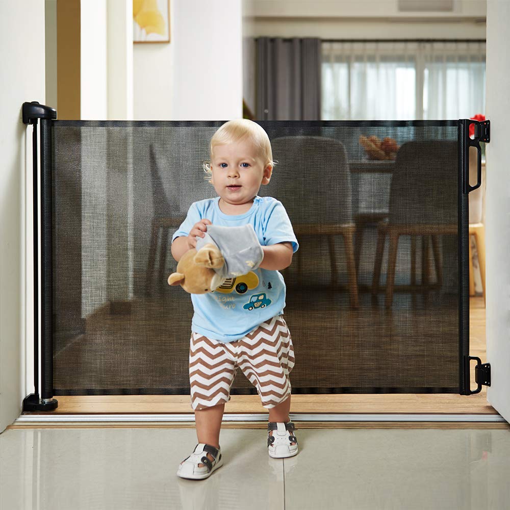 EasyBaby gate includes spare mounting brackets for quick relocation
