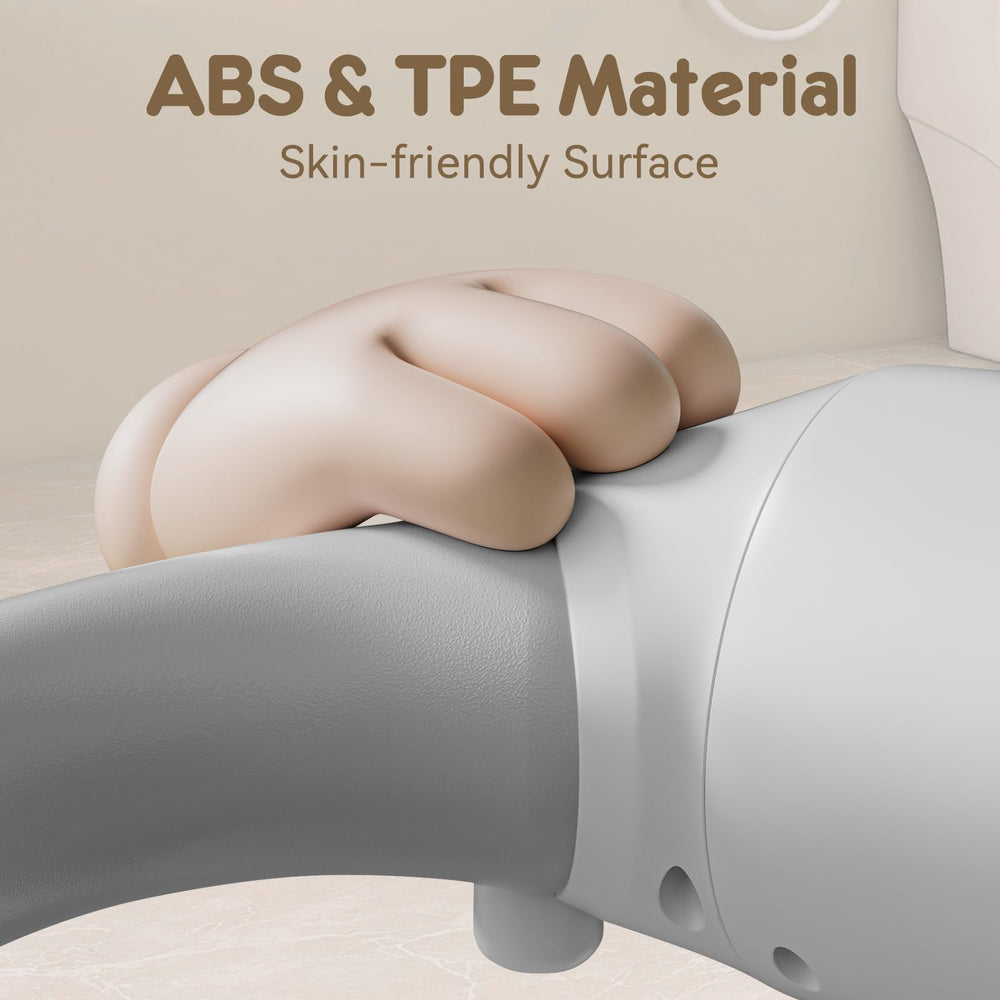 Ecoflarix anti-slip-base keeps baby secure on slippery tub surfaces.