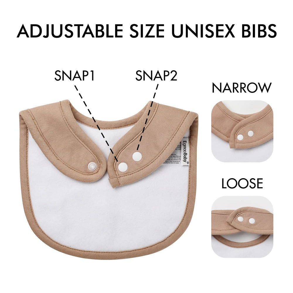 Egmao Baby back fleece adds absorbency for drool protection.