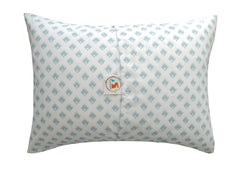 Close-up of the luxury microfiber fabric used by ELLA & MAX for durability and quick drying.