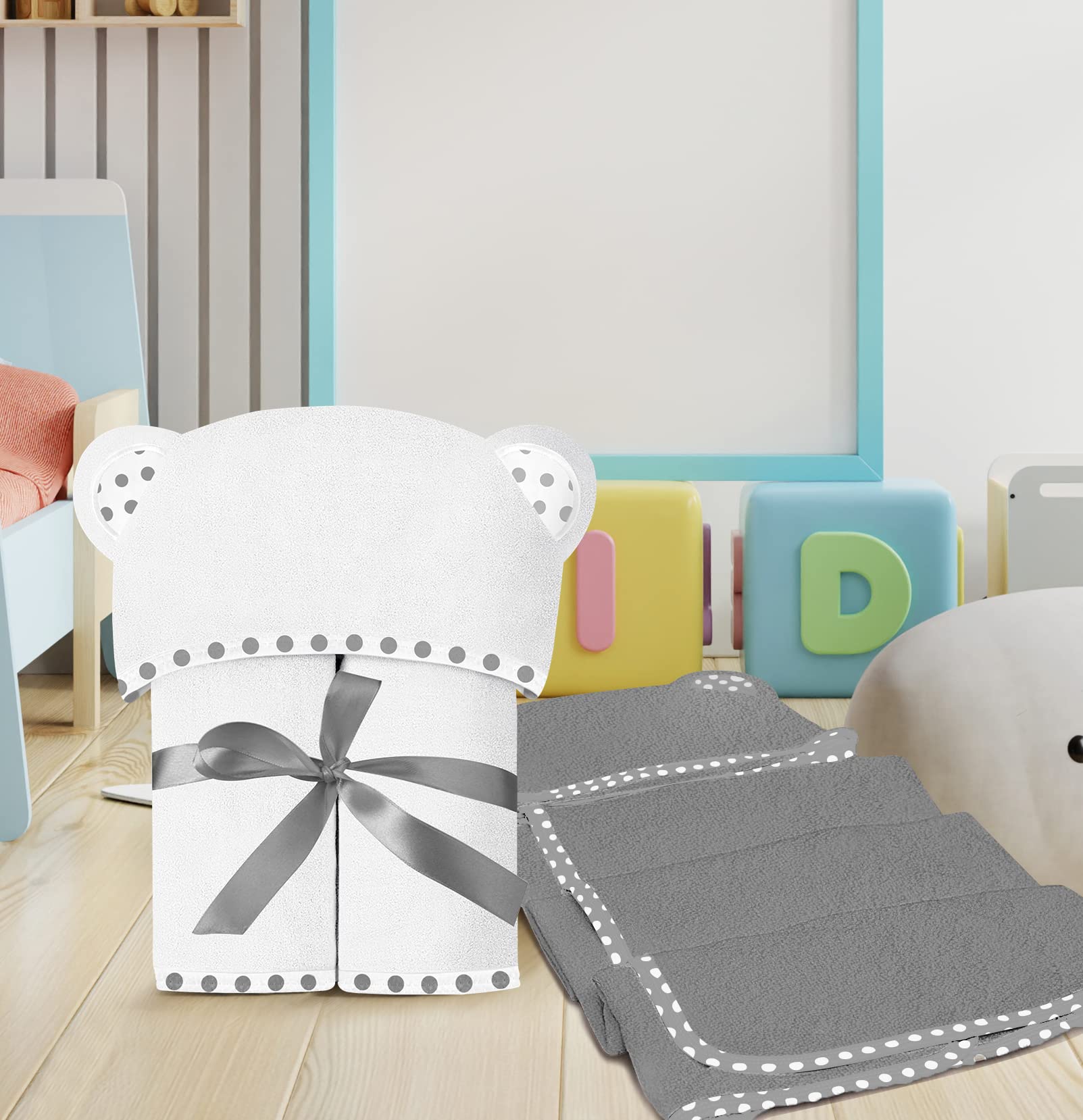 ELSVIN kid-friendly towel accompanies children during bath time.