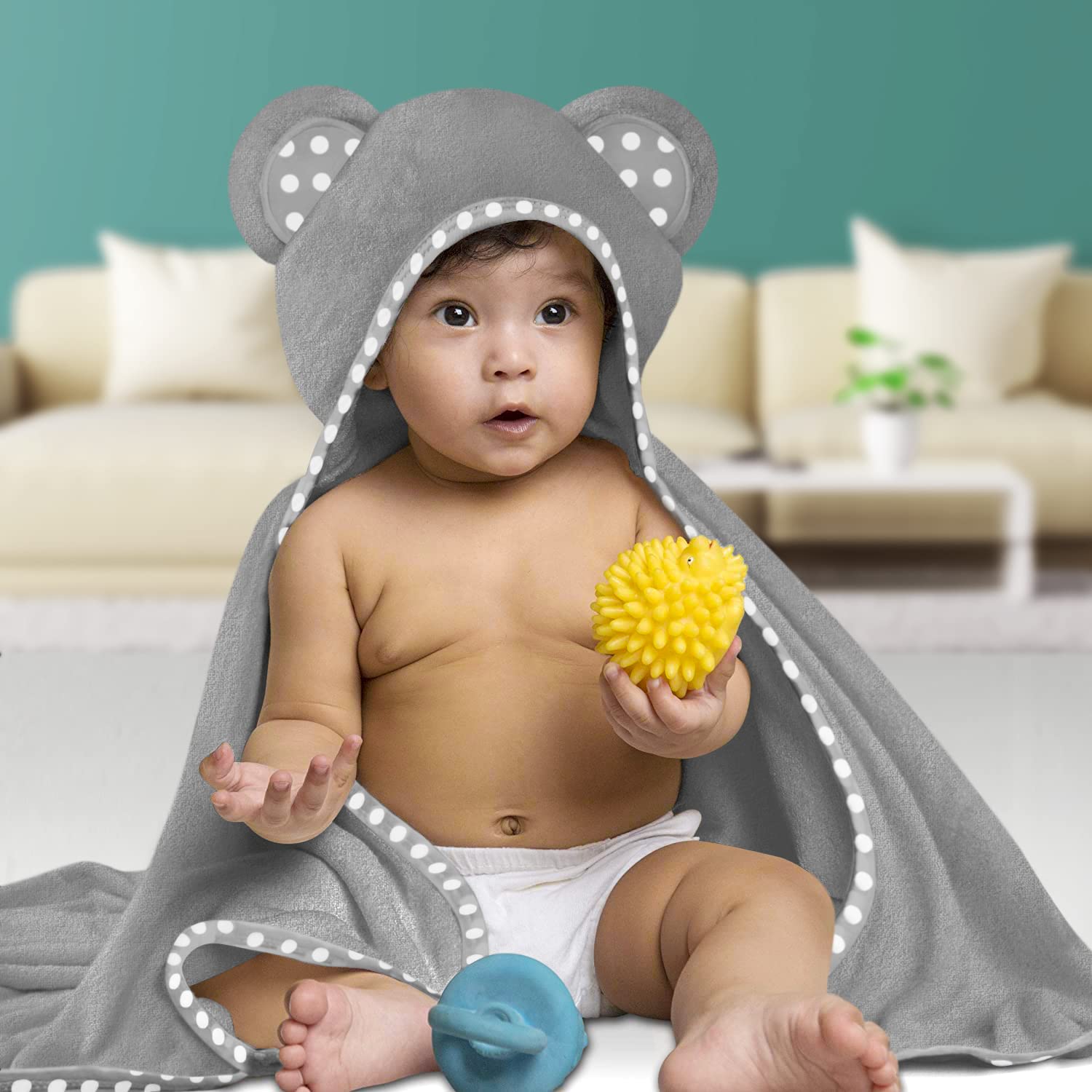 ELSVIN large 35x35 inch towel supports infants to preschoolers