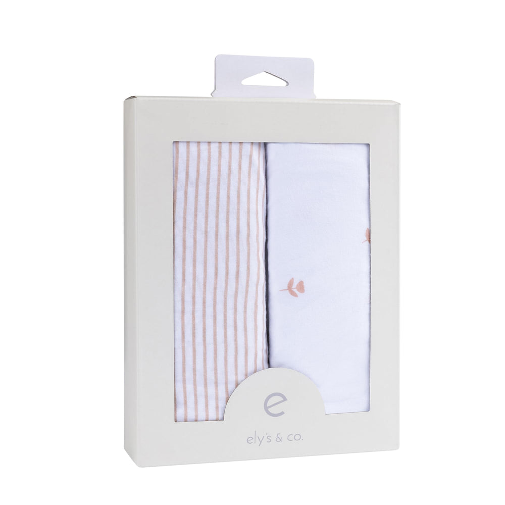 Ely's & Co changing pad cover fit on standard pads demonstrates versatility.