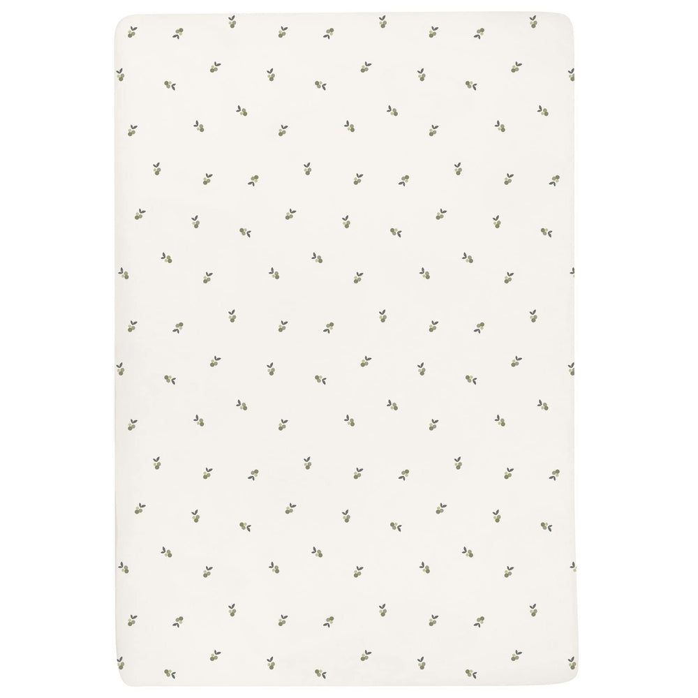 Ely's & Co gender-neutral two-pack adds versatile nursery styling.