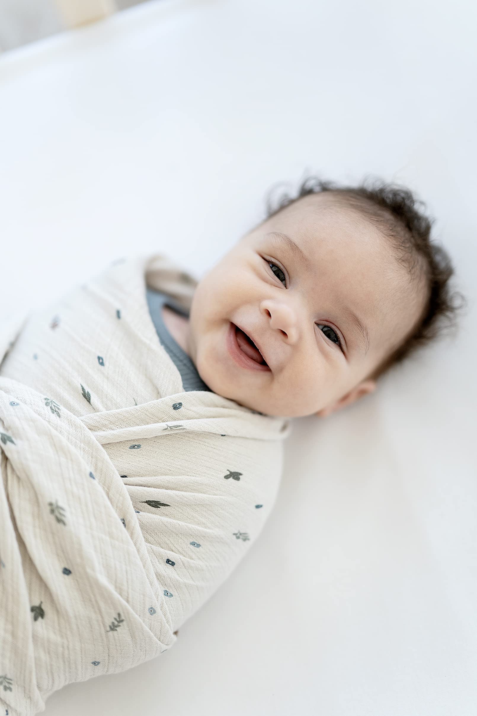 Ely's & Co swaddle is machine washable and easy to care.