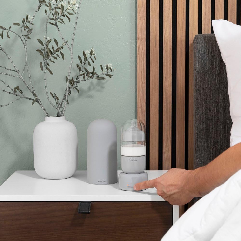 Ember BPA-free components ensure safe contact with milk or formula.