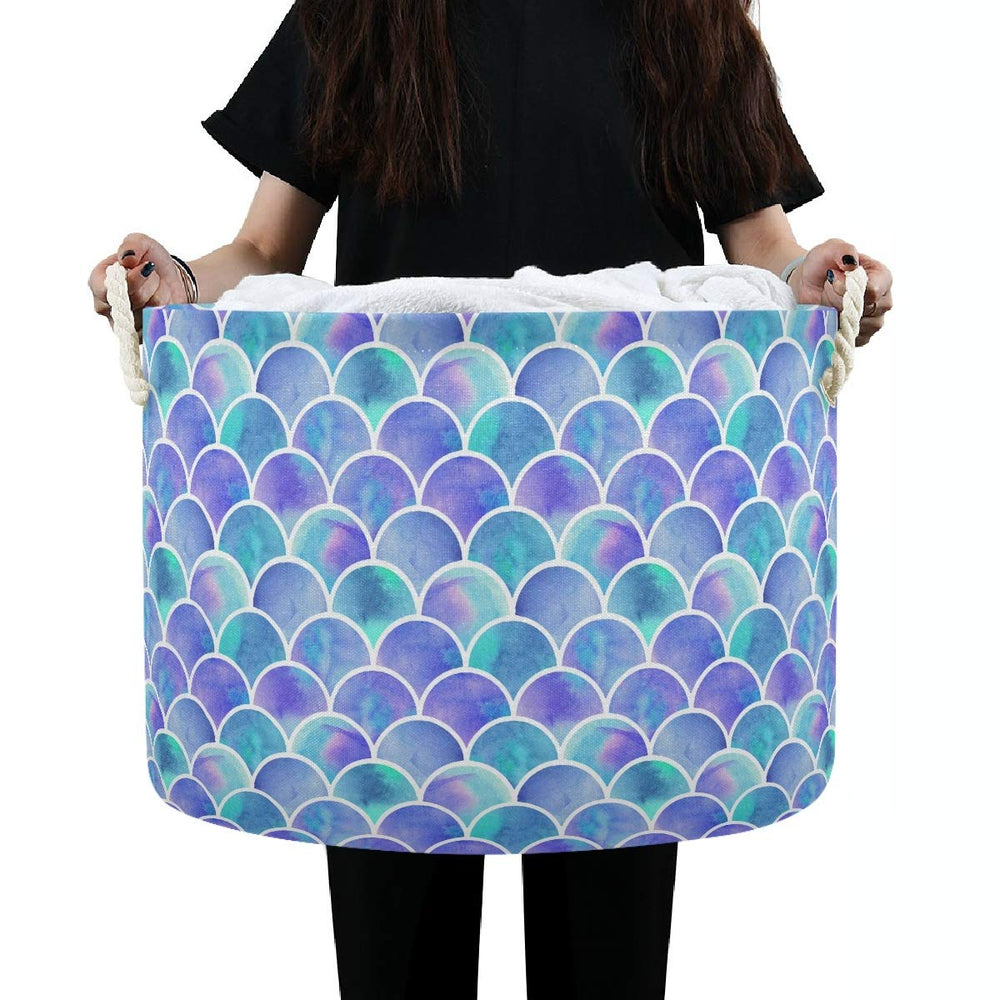 Emelivor neutral mermaid design makes a thoughtful housewarming gift.