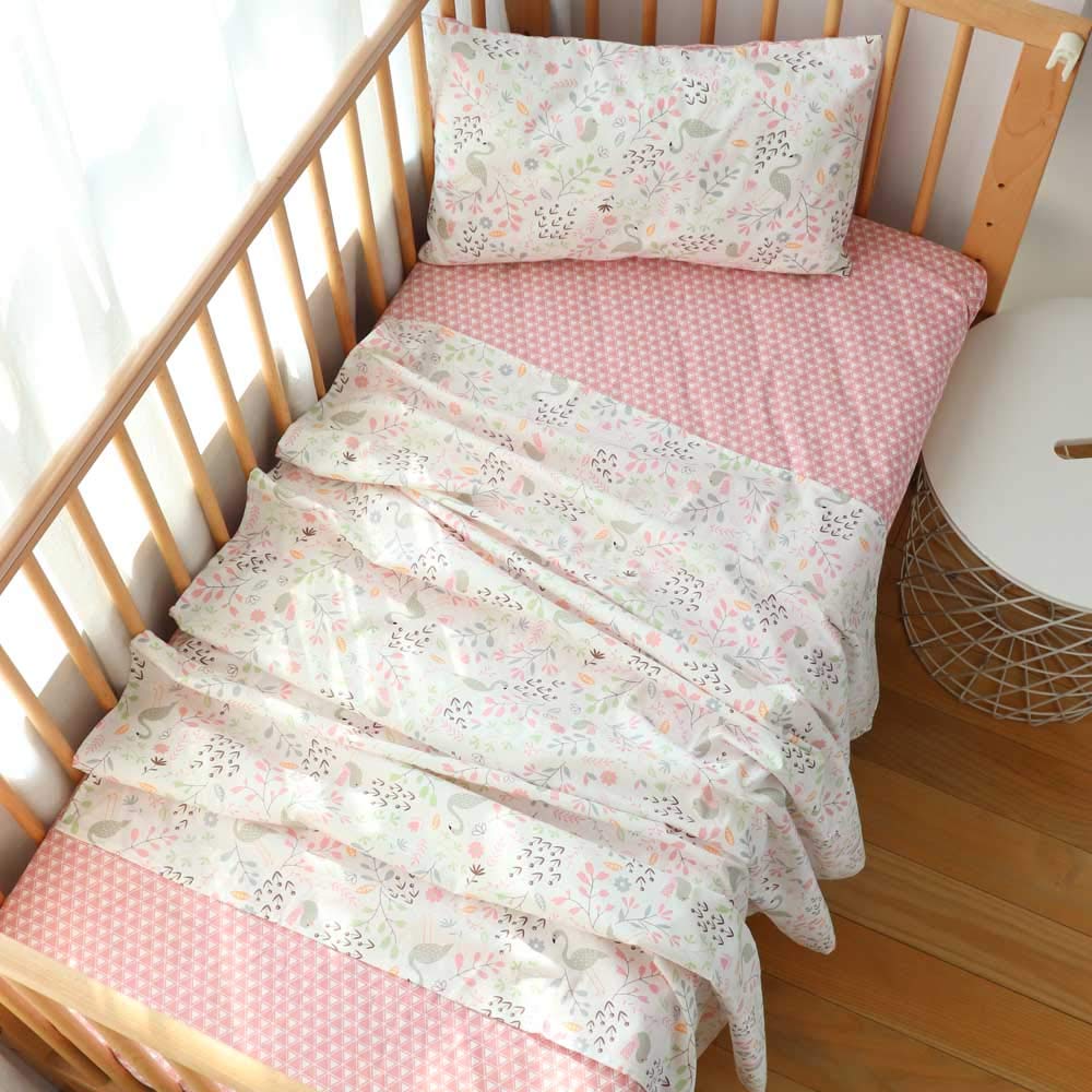 Emenpy easy-care cotton design enables quick washing and drying.