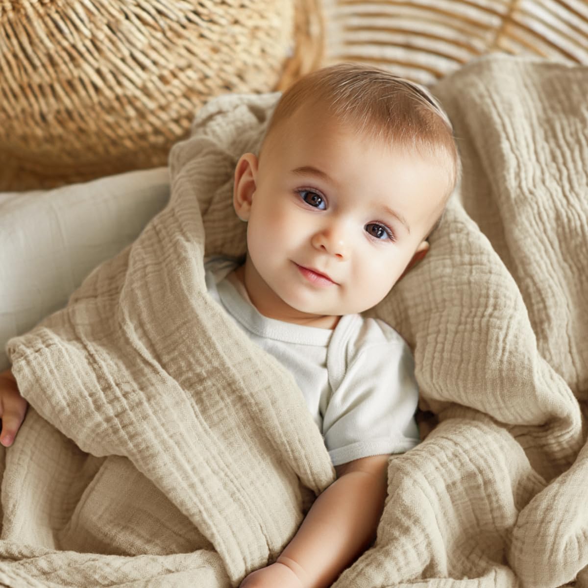 EMME Muslin Blanket is easy to care for with cold wash.