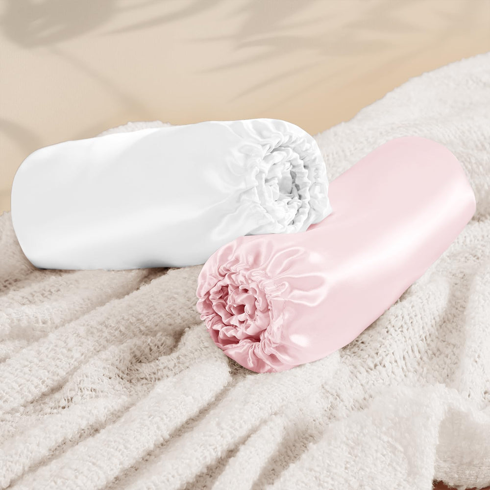 Entisn machine-washable crib sheets for easy care