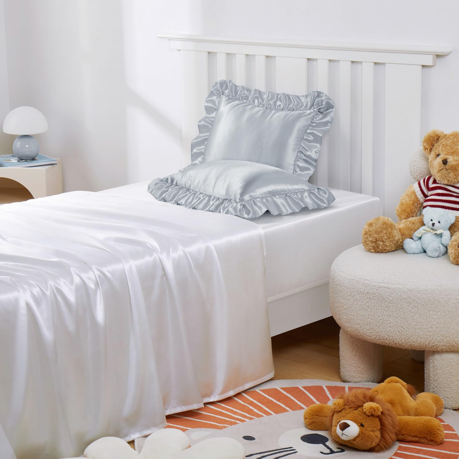 Entisn set of 2 pillowcases provides versatile nursery decor options
