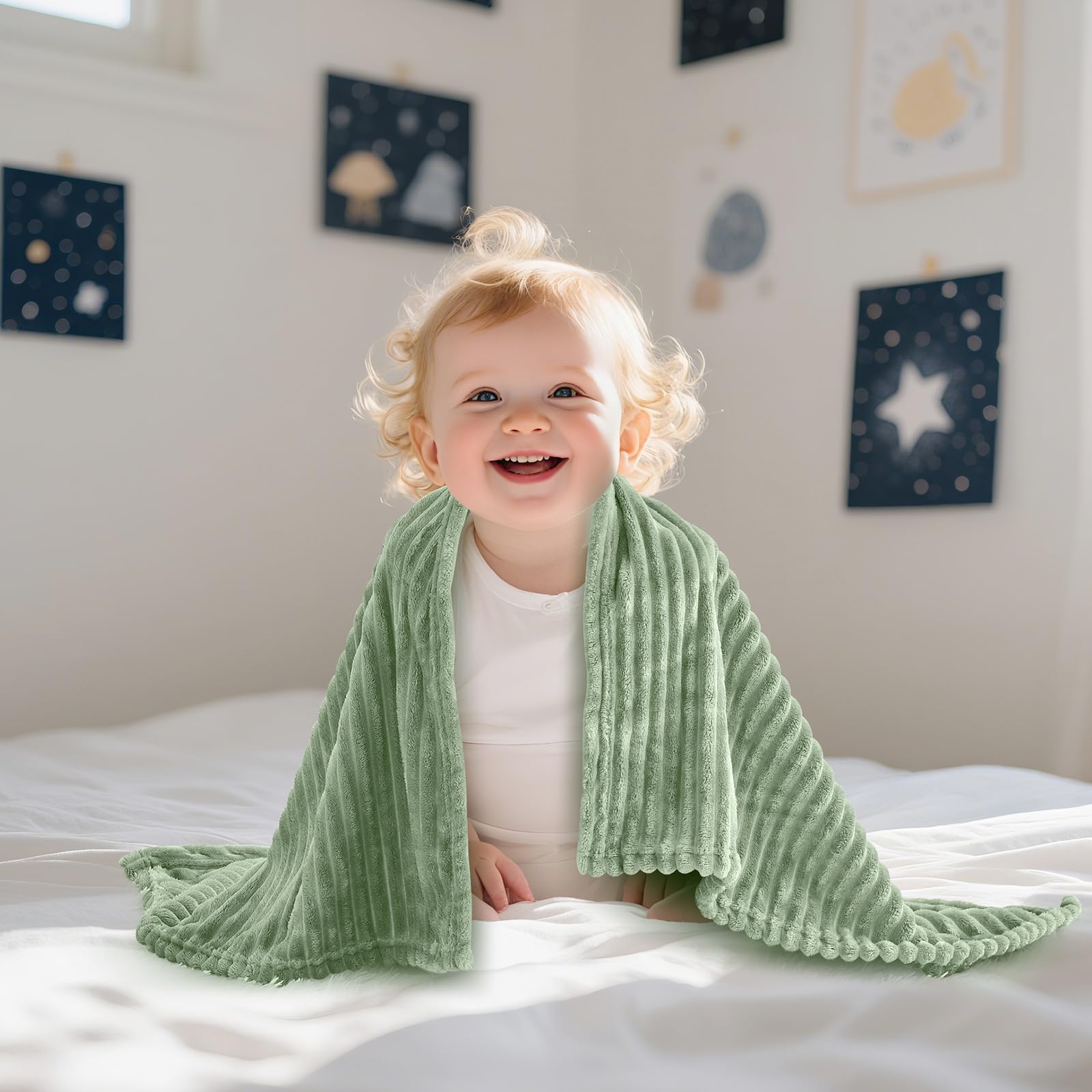 Eonkasp reversible stripes blanket for versatile styling