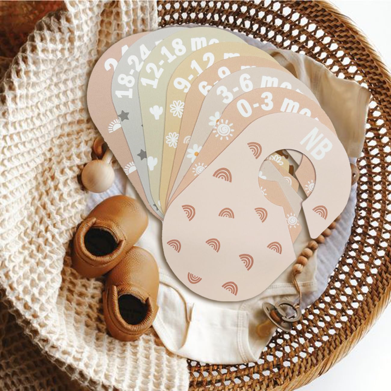 eoscasely easy-access dividers streamline daily dressing routines.