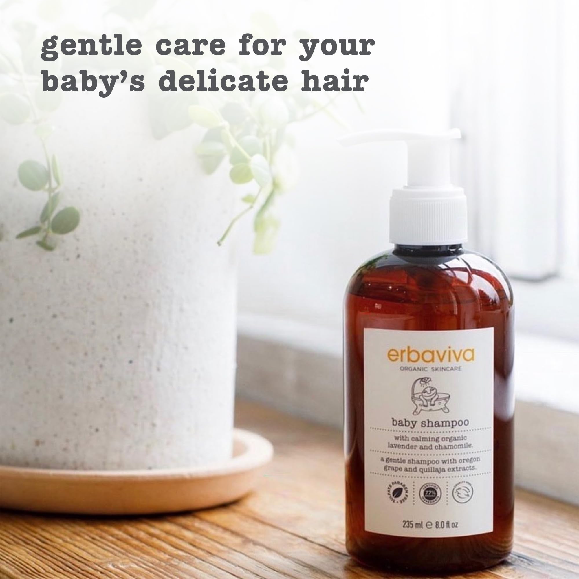 erbaviva baby shampoo bath-time scene with soothing routine.