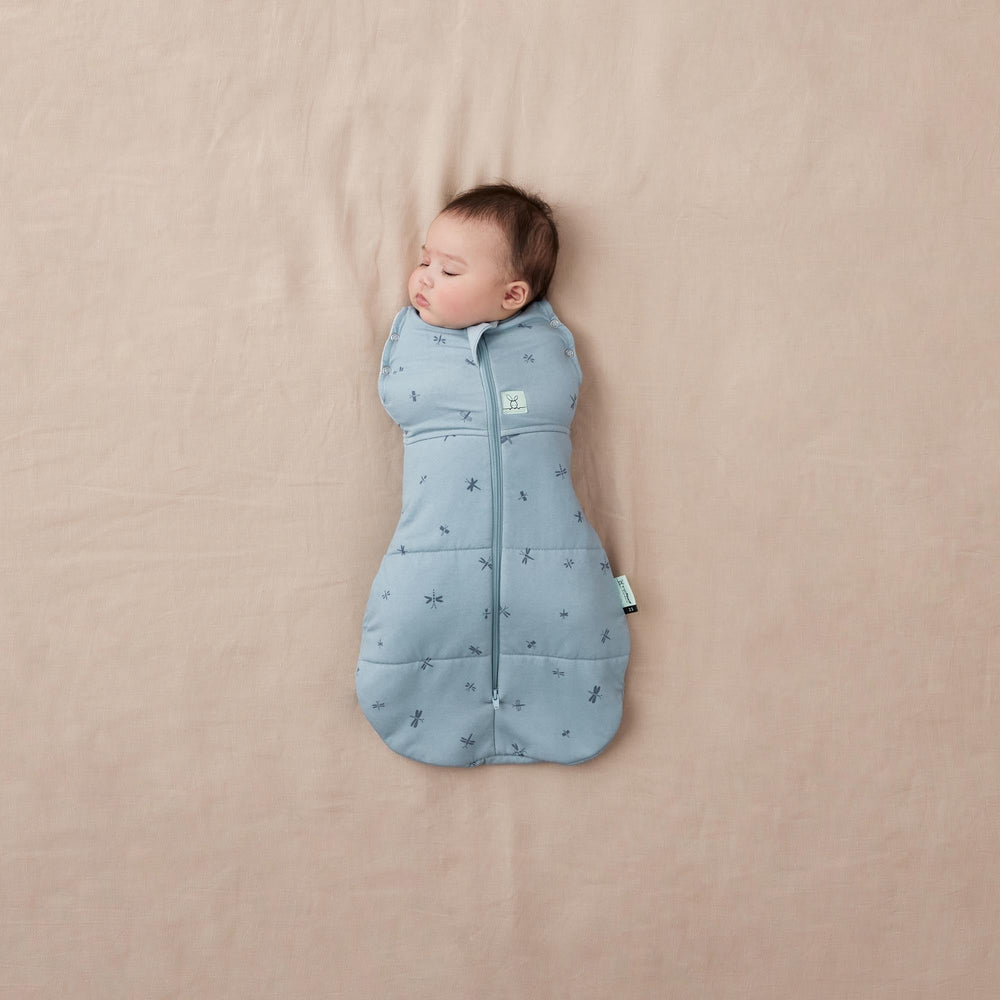 ergoPouch Cocoon Swaddle Sack two-way zip enables quick, gentle diaper changes at night