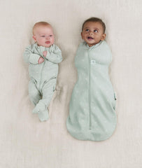 ergoPouch Cocoon Swaddle Sack arms-in to arms-out design supports growth and sleep routines.