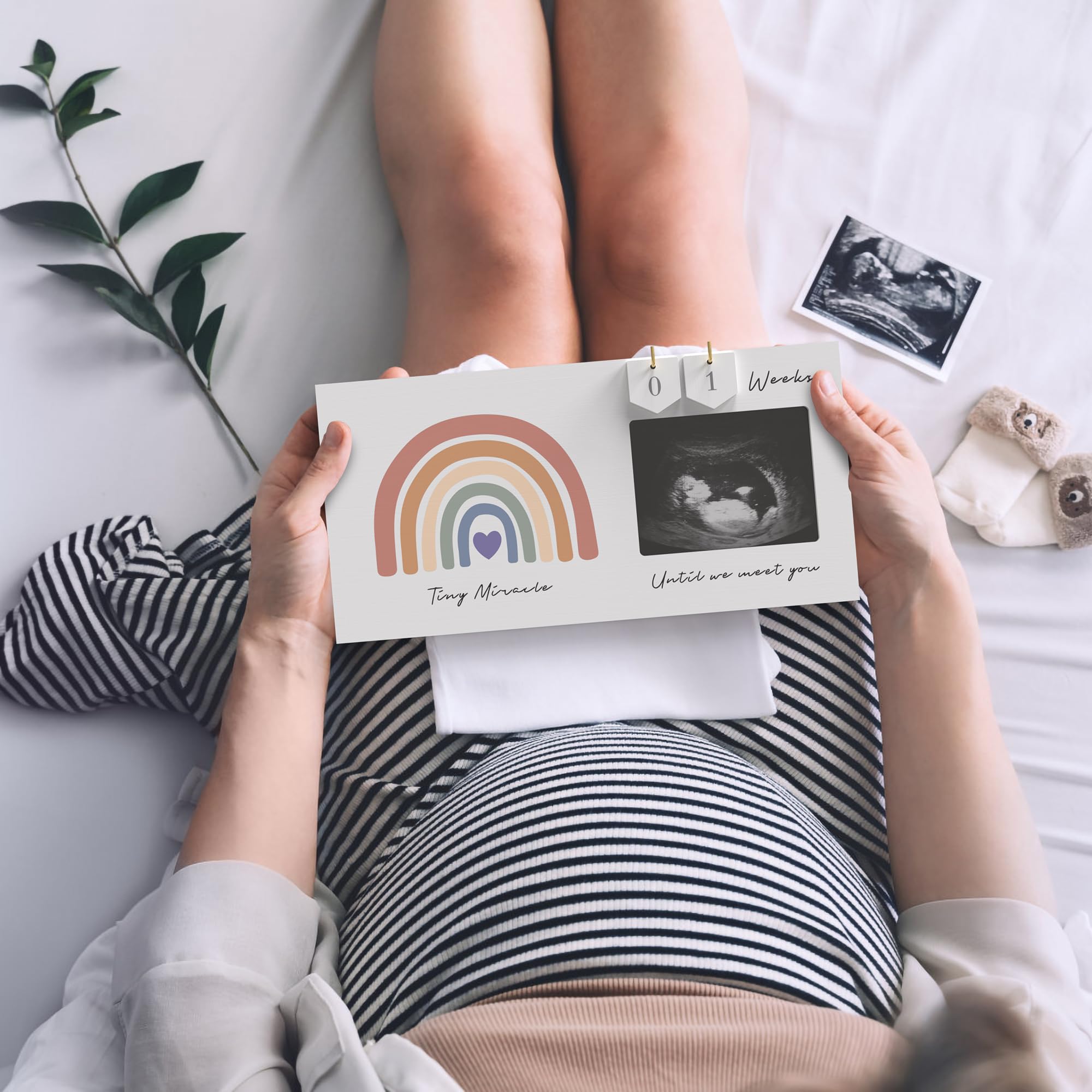 EURSET ultrasound photo frame holds 4x3 images for keepsakes