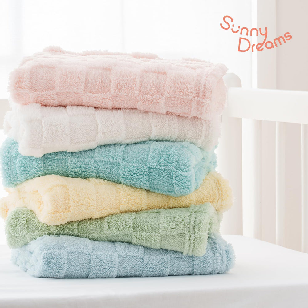 EverGraceHome blanket after wash, resistant to fading and pilling.