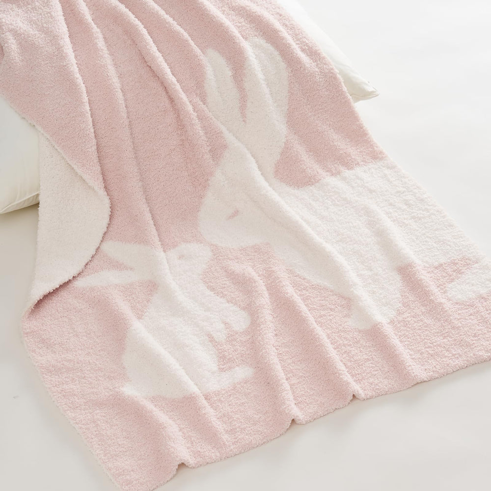 Close-up of Evergracehome plush fleece texture showing fluffy warmth
