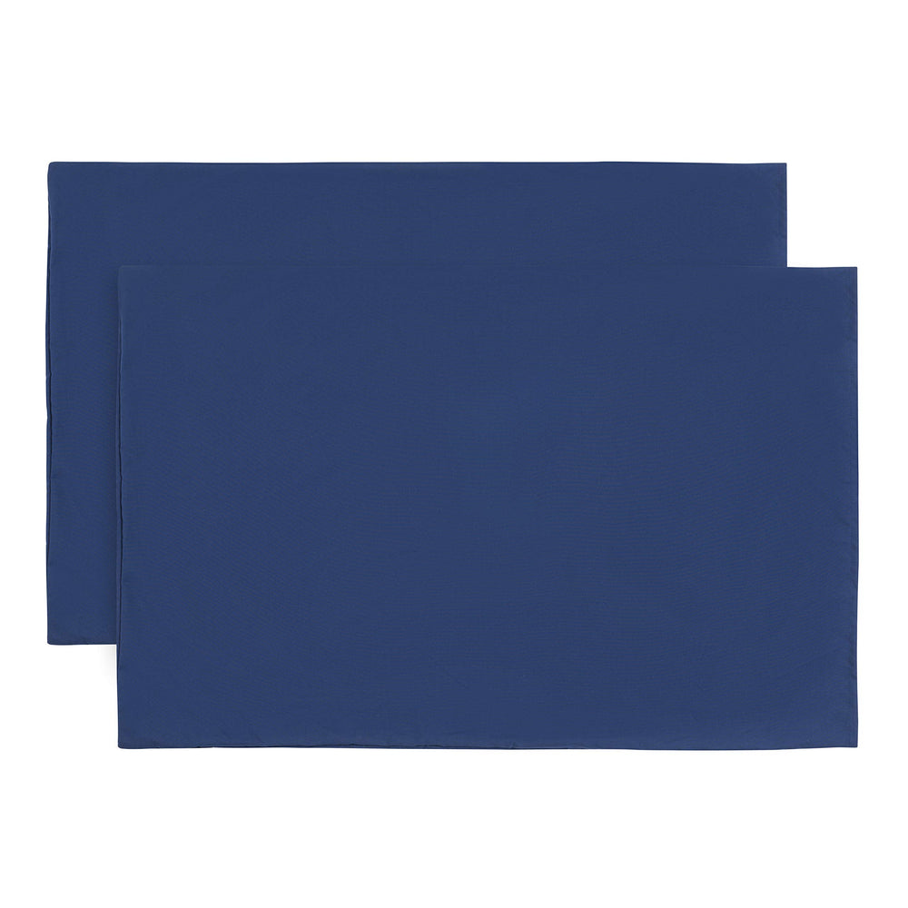 EVERYDAY KIDS navy pillowcase fabric texture showcases breathable microfiber ideal for restful sleep.