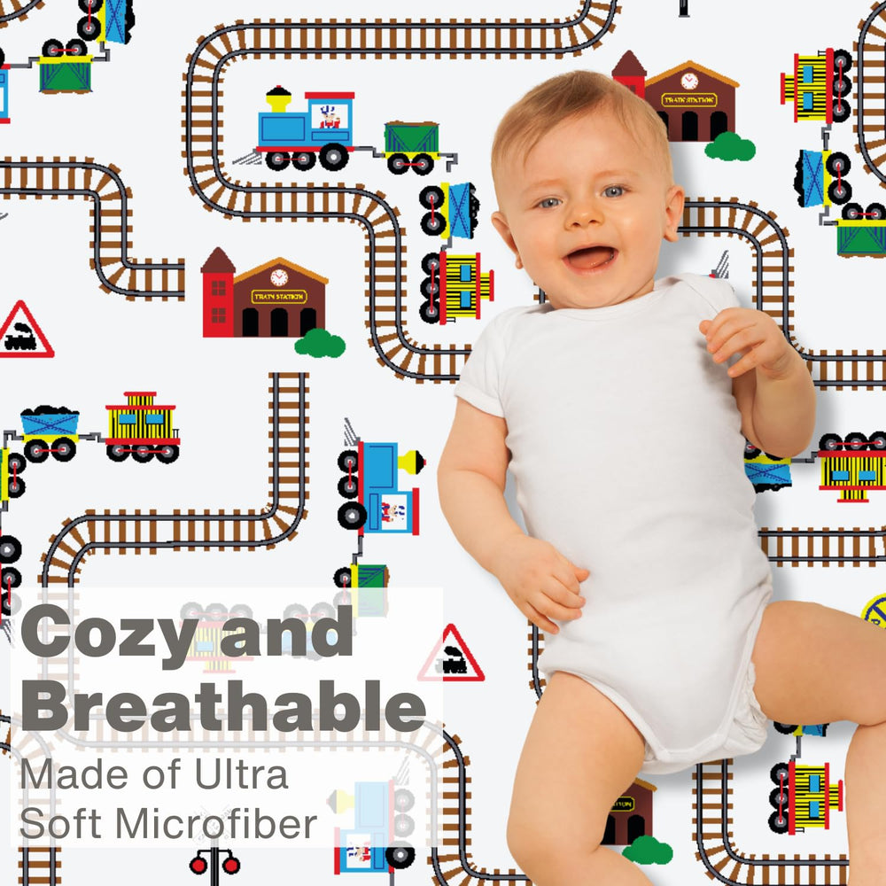 Everyday Kids 8-inch deep pockets ensure snug fit on standard crib mattress.