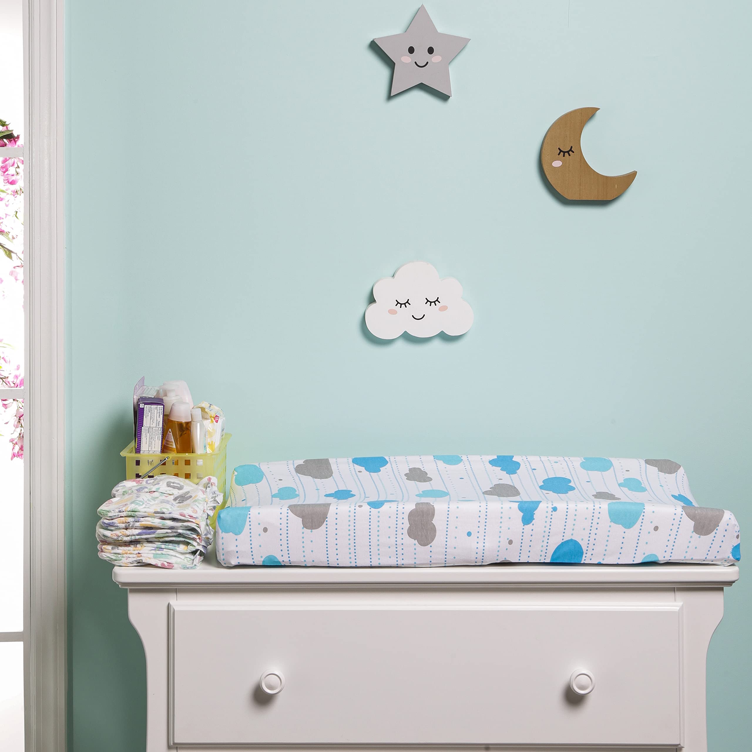 EVERYDAY KIDS changing pad cover fits most mats, 16 by 32 inches.