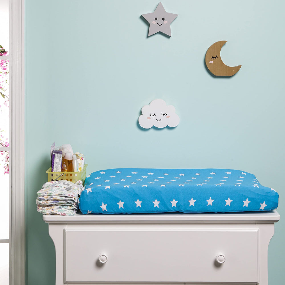 EVERYDAY KIDS changing pad cover soft jersey knit fabric feels gentle.