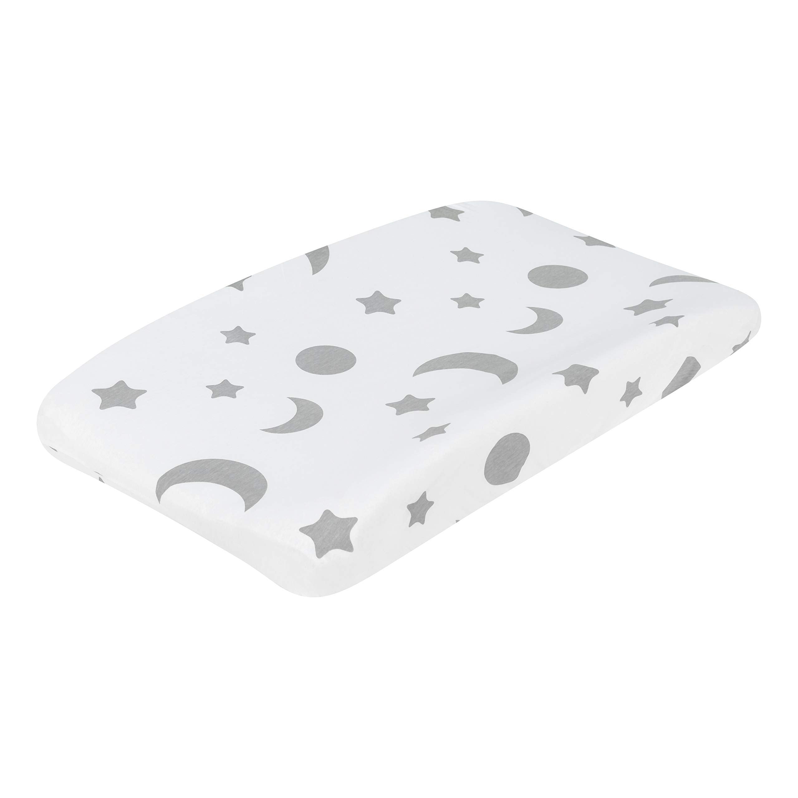Everyday Kids jersey-knit cotton fabric delivers ultra-soft feel for daily diaper changes.