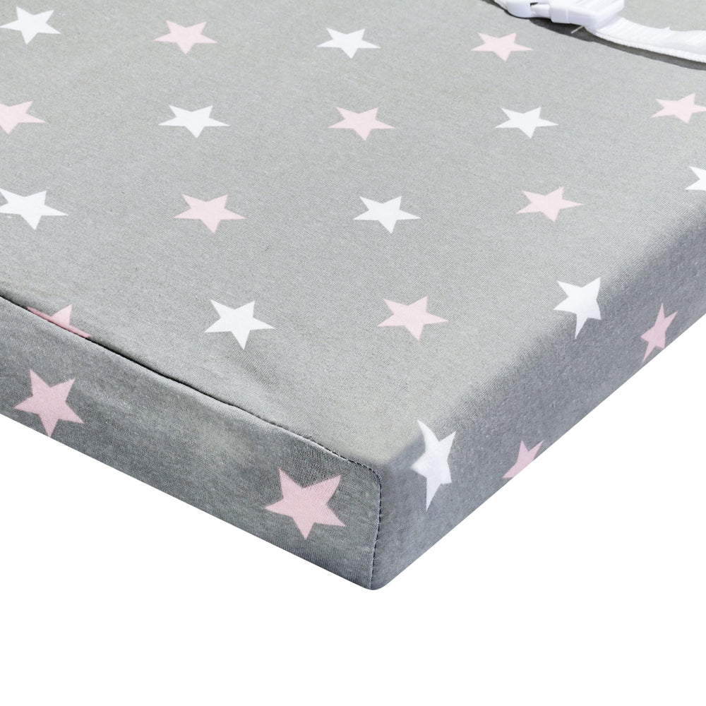 EVERYDAY KIDS machine washable design remains vibrant after washing.