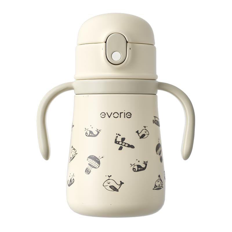 Evorie straw cross-cut demonstrates spill-safe sipping during travel