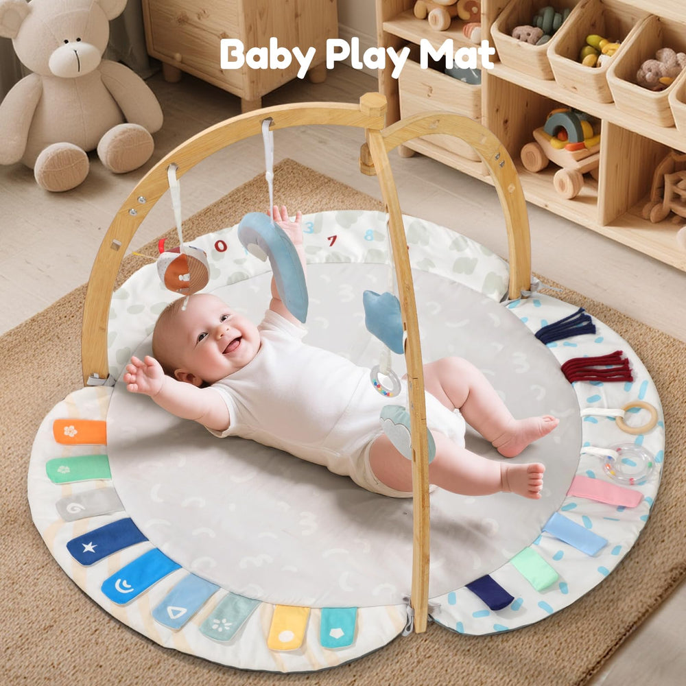 Colorful patterns on EXIN DECHEN mat to attract baby's attention during play