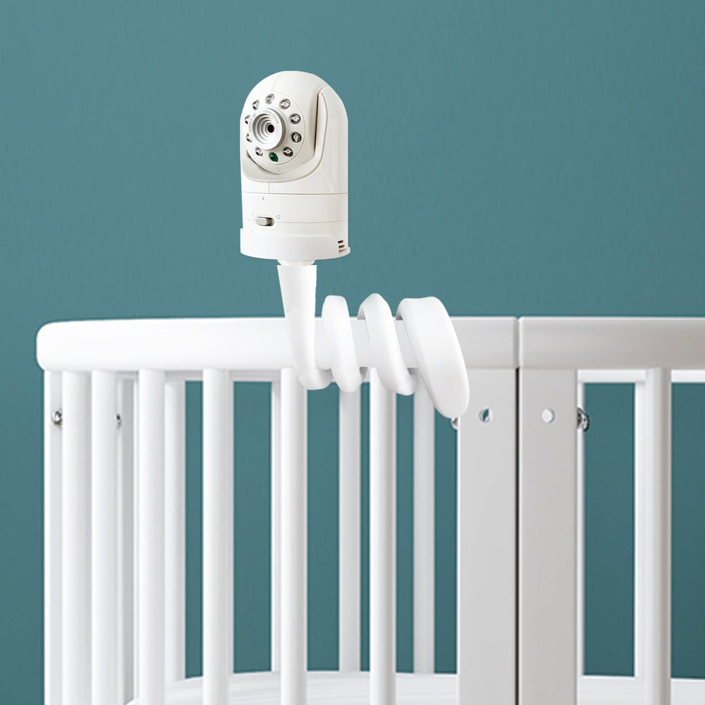 EYSAFT adjustable arm demonstrates tilt and angle control for a perfect baby view