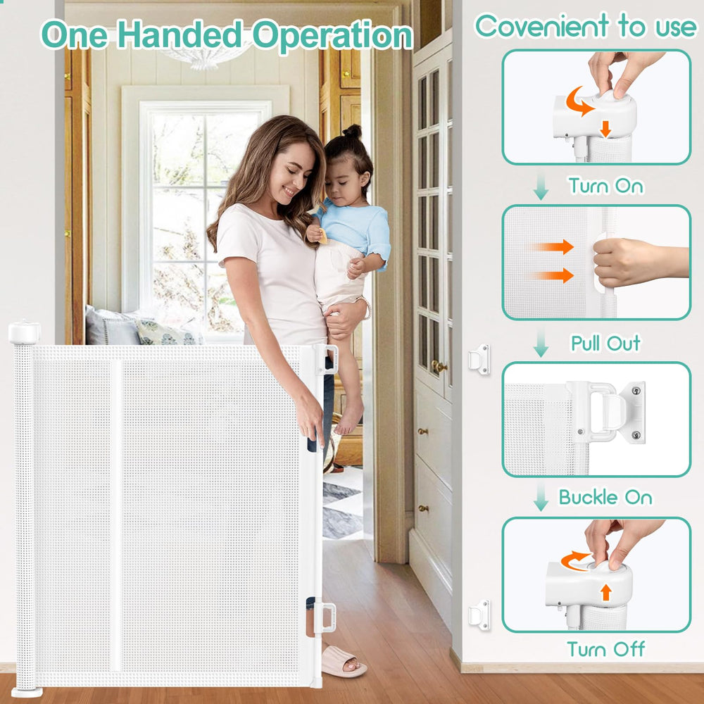 EZIGO durable mesh gate, easy to wipe clean after playtime.