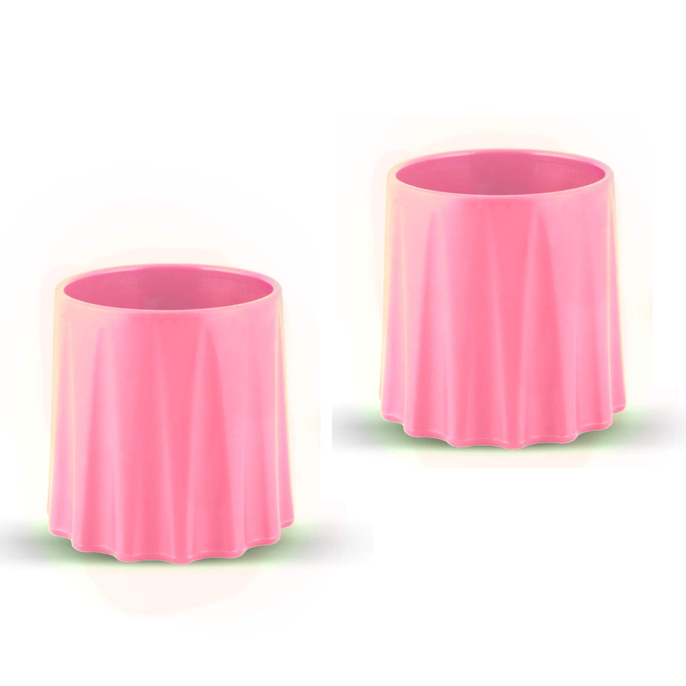 EZTOTZ tough-to-tip base cup with weighted bottom reduces spills during meals.