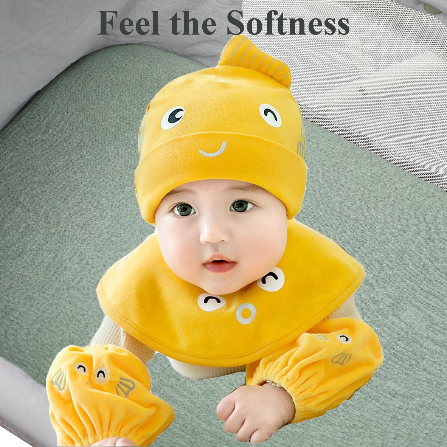 Fadacudan bassinet sheet with elastic edge: snug fit on standard bassinets.