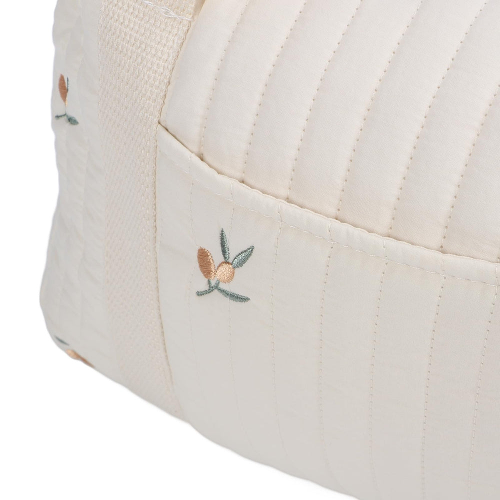 Fafeicy universal organizer, wide zipper pocket, convenient access to essentials.