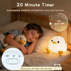 FAMIDUO Duck Night Light emits a warm 3000K glow for cozy evenings.