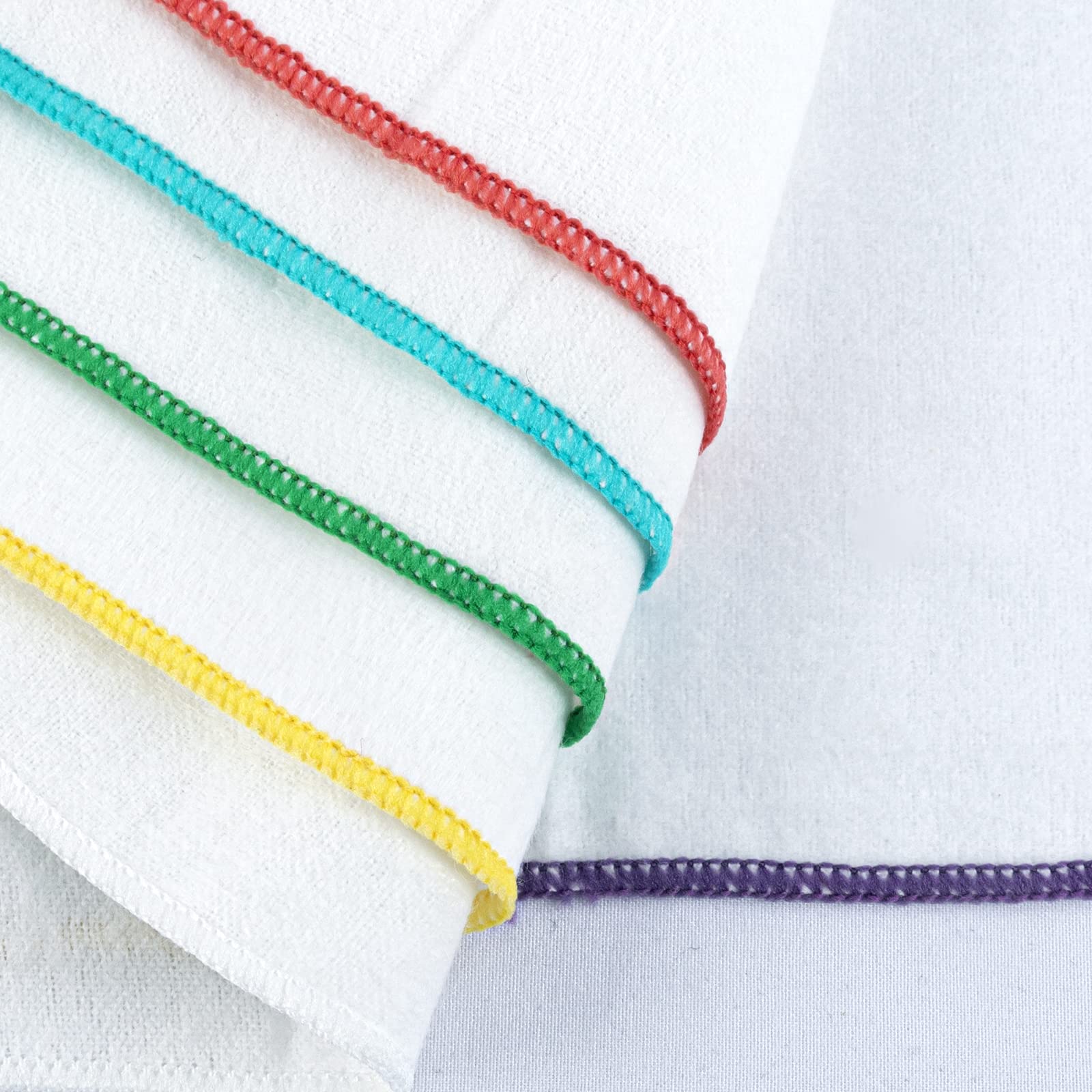 FAMOPLAY baby wipes in use on face for gentle cleansing.