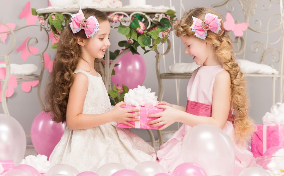 Fancheer suitable for 1-6 years old birthdays and parties.
