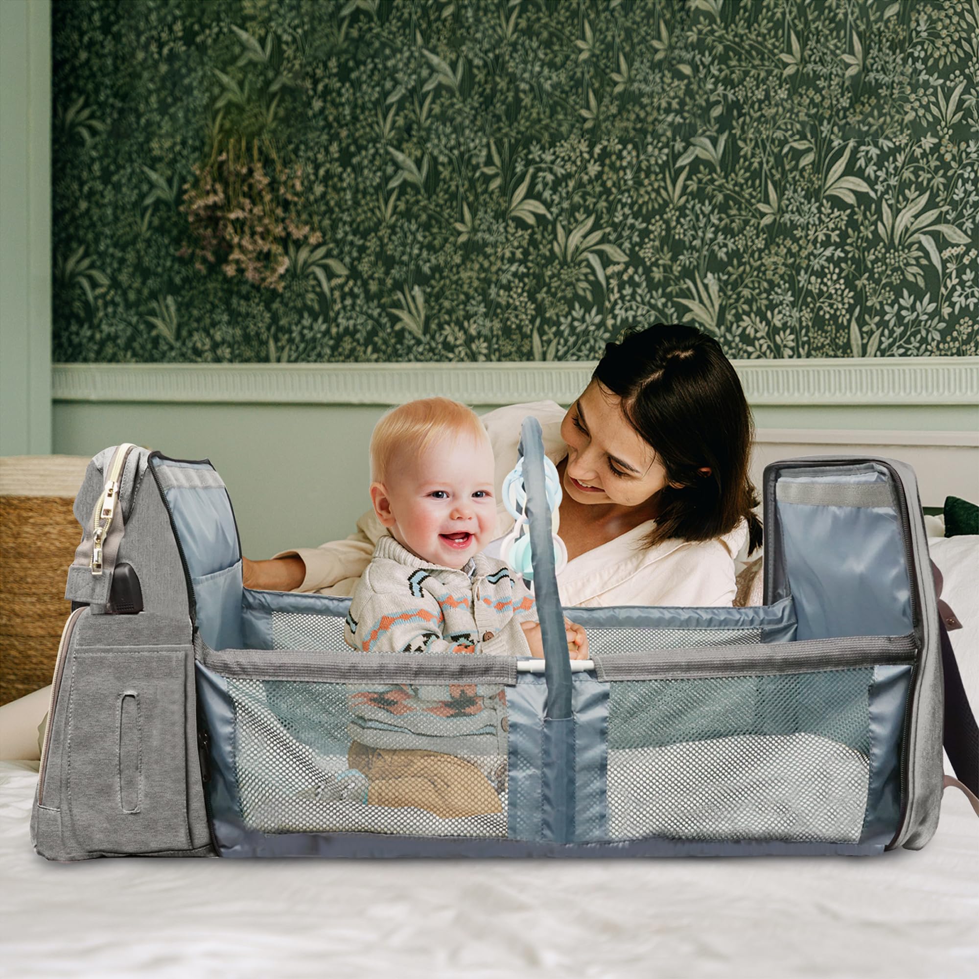 Fandiar packing list: included accessories like play arch and stroller hooks.