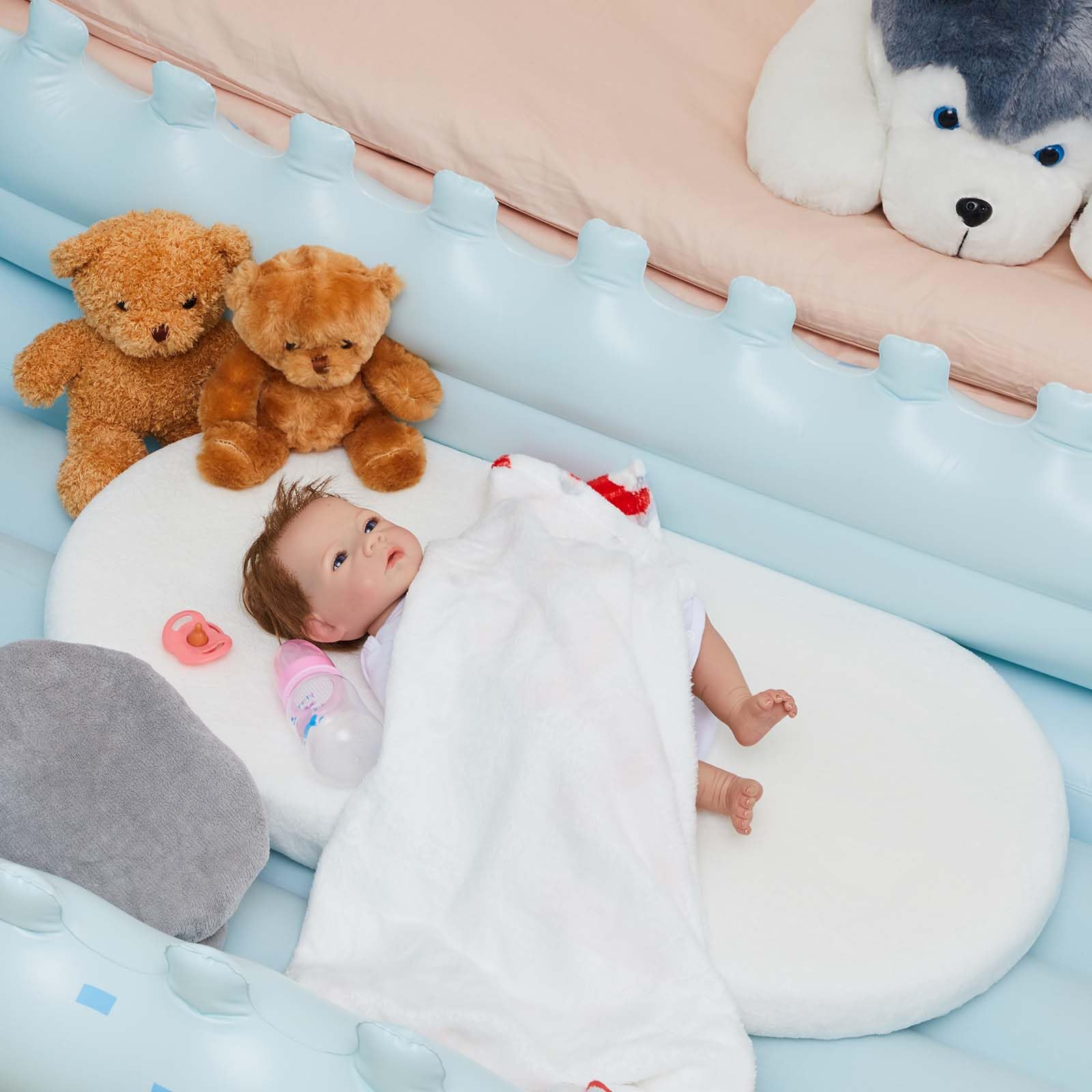 Fanfanwin sheets shown in nursery for easy care and use.