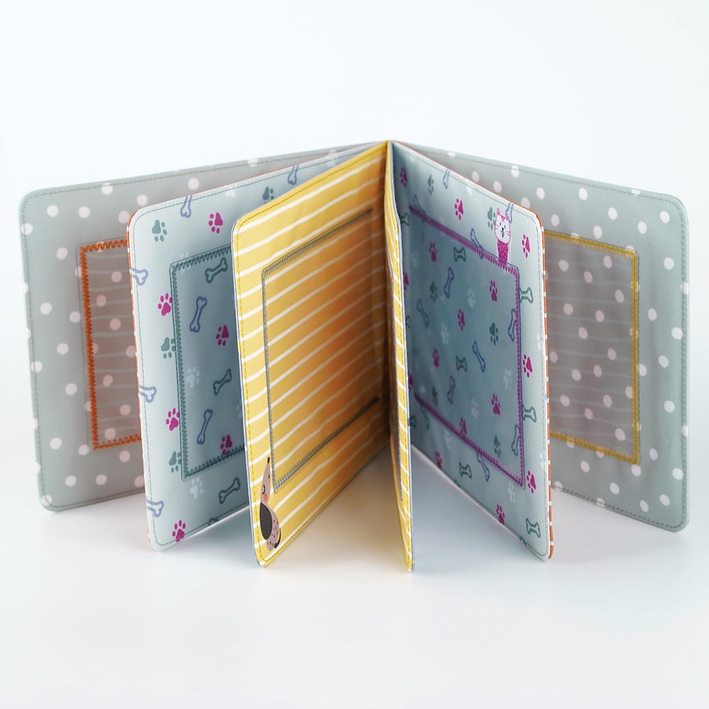 Fanna keepsake holds ten photos, ideal for baby milestones.