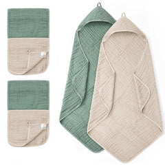 Faverdiiiy hooded towel front view, plush muslin for gentle newborn drying.