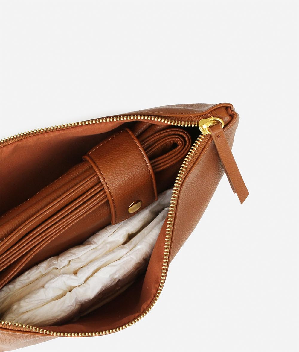 FAWN DESIGN Included wristlet enables hands-free, quick grab-and-go.