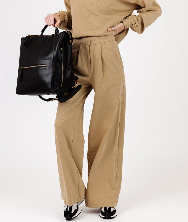 FAWN DESIGN Square Diaper Bag supports three carry methods for flexible outings.
