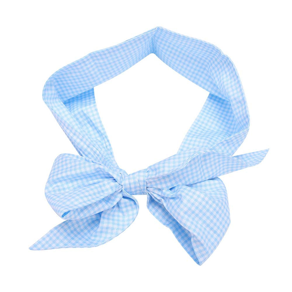 Fdit baby wrap doubles as a charming photography prop.