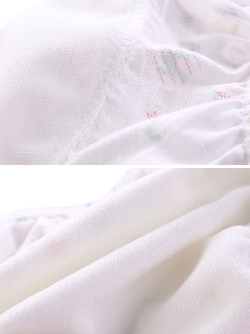 FedMois dinosaurs training pants close-up shows soft interior and absorbent interlining.