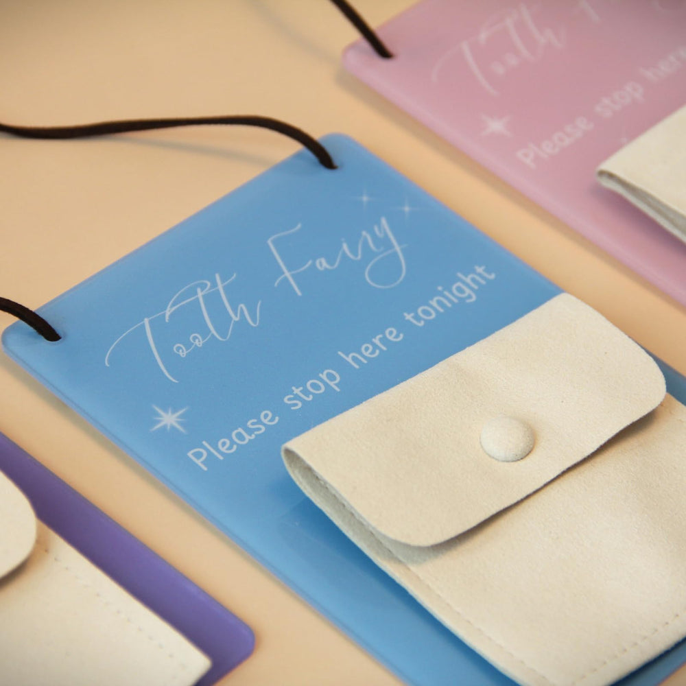 Feel Good Waves hanging strap enables easy door display.