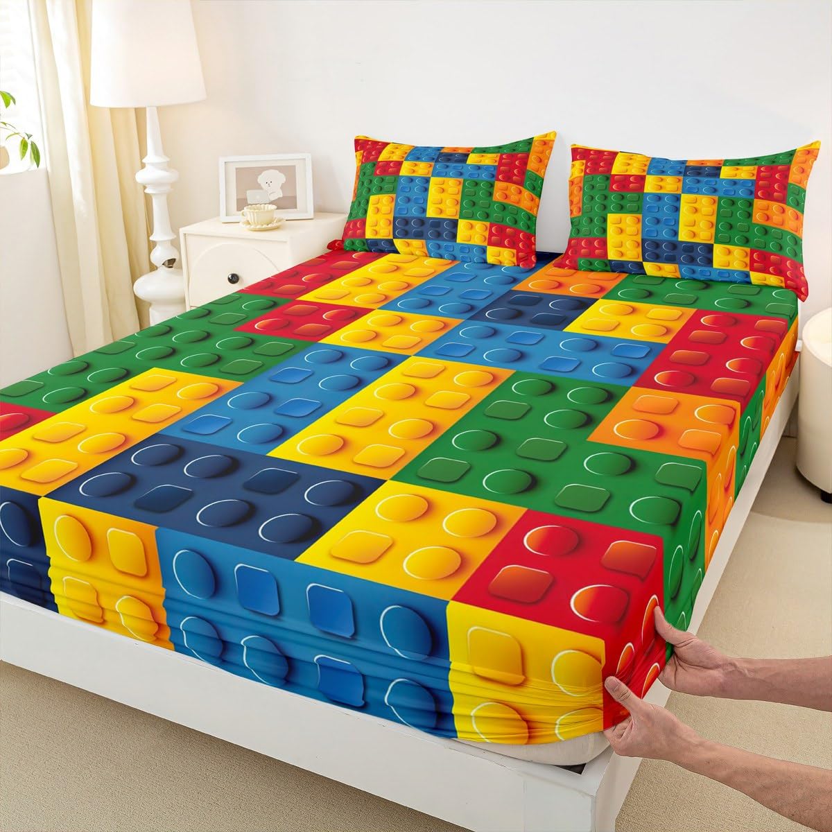 Feelyou color-filled bed cover brightens kids' room and supports playful vibes.