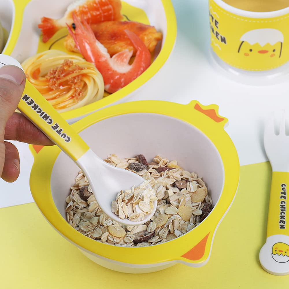 Fekdod bamboo dinnerware features charming animal art for engaging meals.